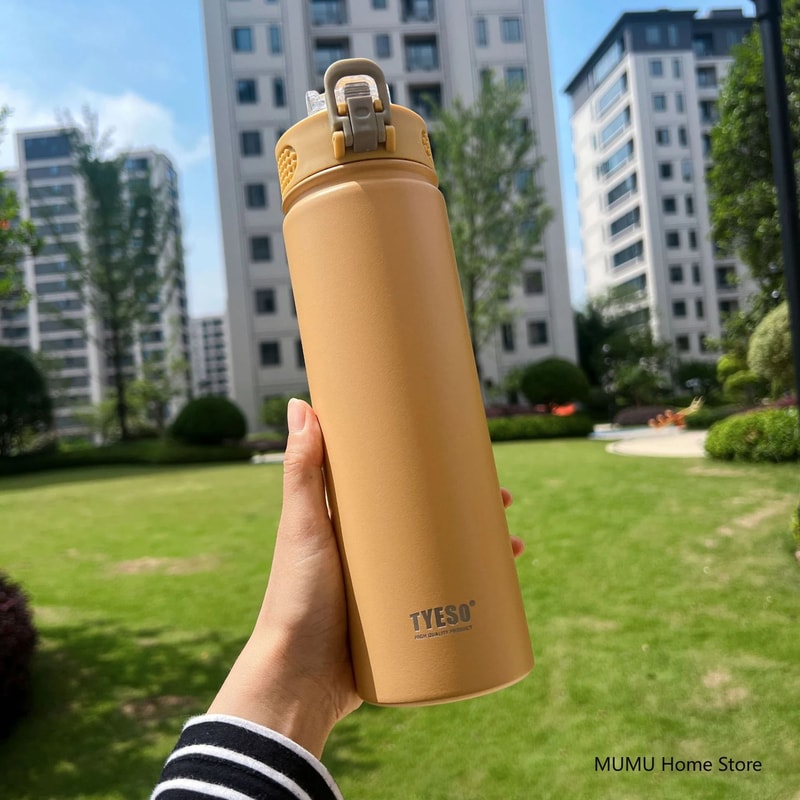 Stainless Steel Vacuum Thermos Bottle For Hot And Cold Drinks In 600 And 750 Ml Sizes 14