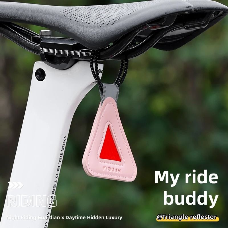 High Visibility Reflective Triangle Bicycle Safety Pendant 0