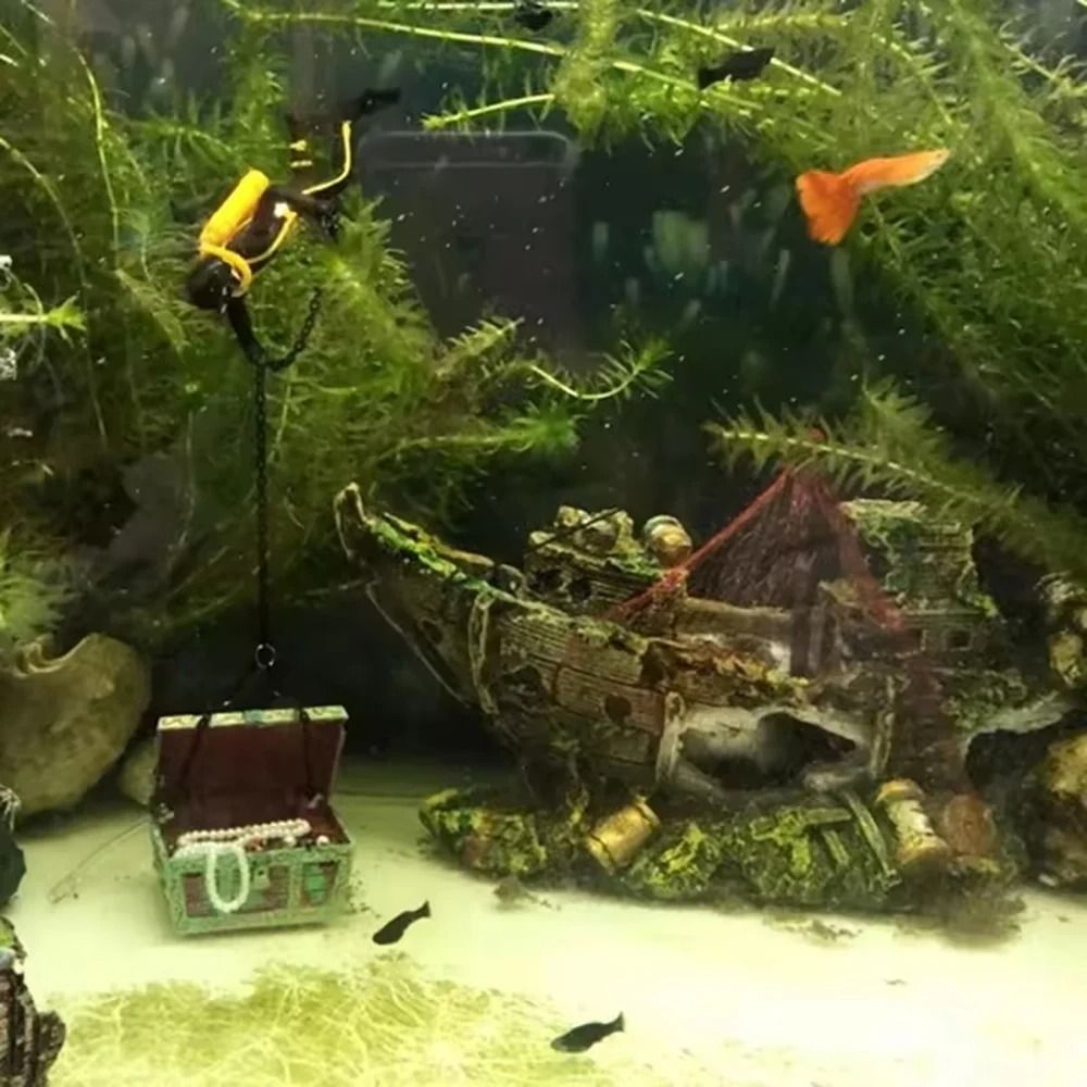Resin Pirate Shipwreck Aquarium Ornament Underwater Fish Tank Decoration 2