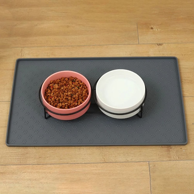 Silicone Pet Feeding Mat Paw Print Spill Proof Non Slip Food Bowl Placemat For Cats And Dogs 3