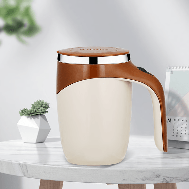 Rechargeable coffee mug with magnetic stirring