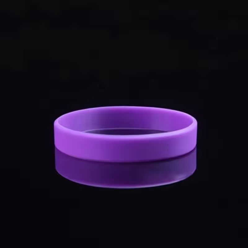 Luminous Silicone Wristband Set Glow Sports Bracelets For Outdoor Training 5 Pack 1