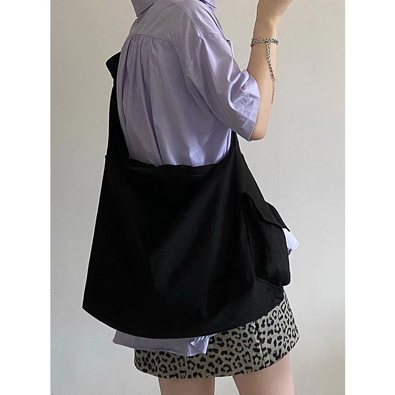 LaidBack WorkwearStyle Large Capacity Canvas Crossbody Bag 5