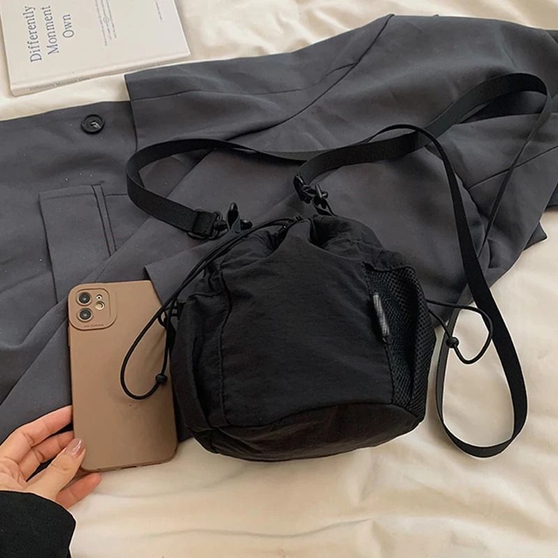 Simple And Lightweight Nylon Drawstring Crossbody Bag 4
