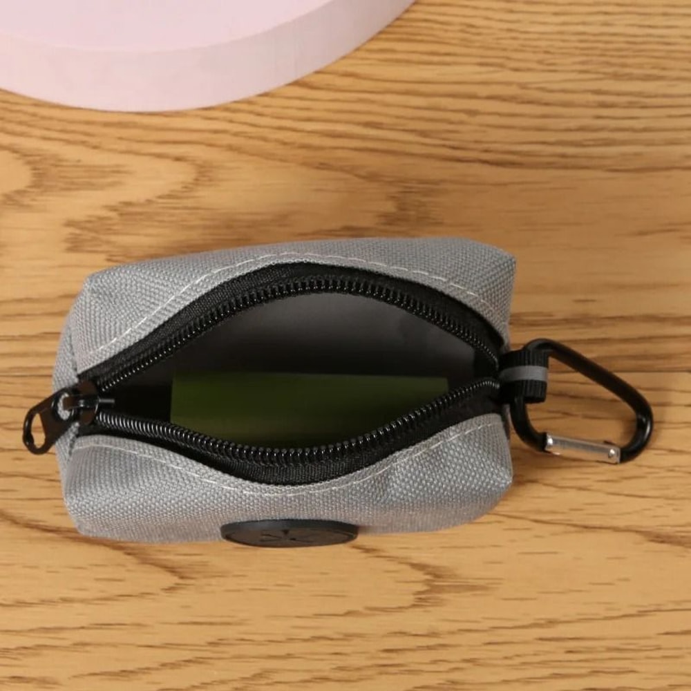 Outdoor Portable Pet Garbage Bag Dispenser 3