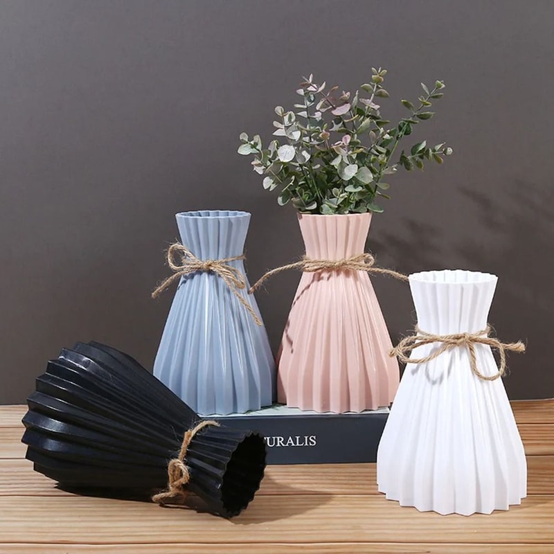 Modern Origami Style Plastic Pleated Flower Vase 1