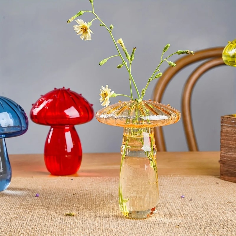 Colorful Mushroom Glass Hydroponic And Aromatherapy Vase 3