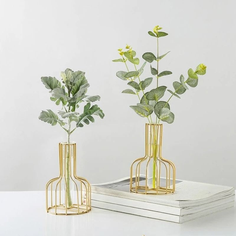 Ornamental Wrought Iron Gold Flower Vase 2