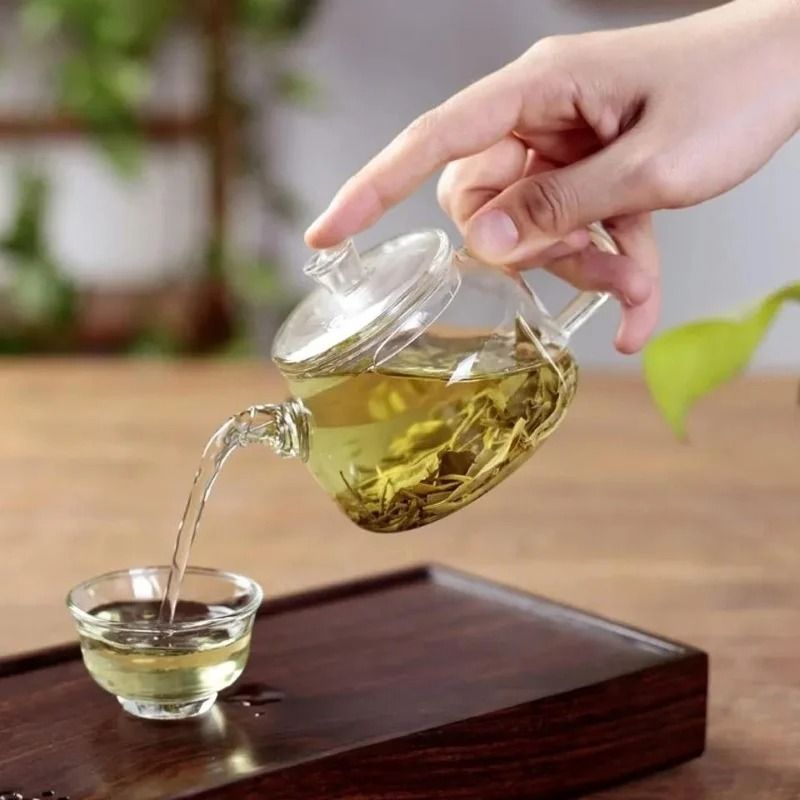Small Capacity Transparent Glass Teapot With Filter 3