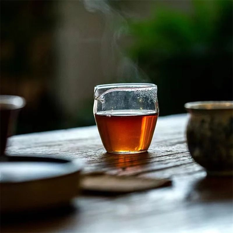 Small Capacity Heat Resistant Glass Tea Pitcher Fair Cup 5