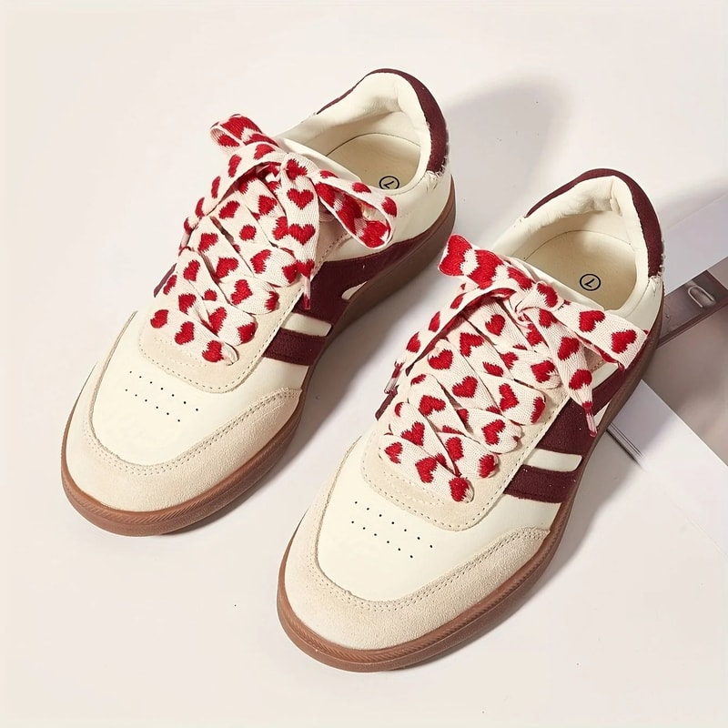 Fashionable Red Heart Flat Shoelaces For Sneakers 2