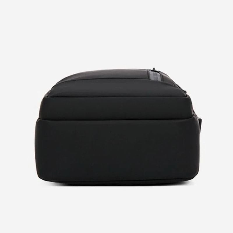 AntiTheft Crossbody Chest Bag With USB Charging 4