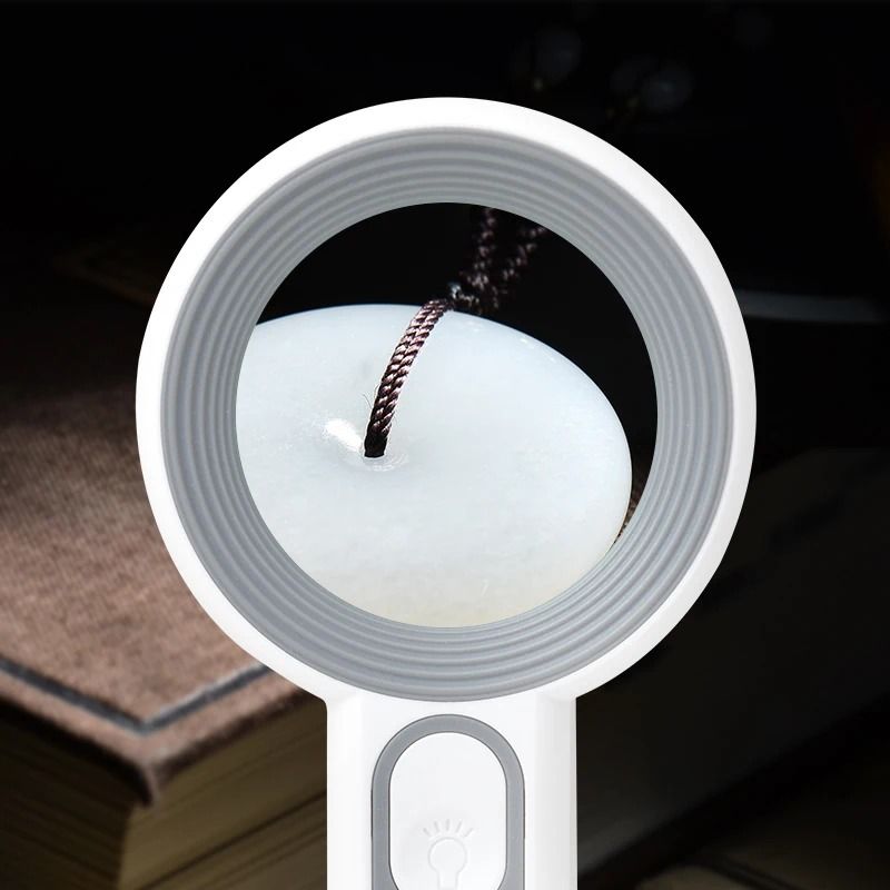Illuminated Rechargeable Handheld Magnifier 5