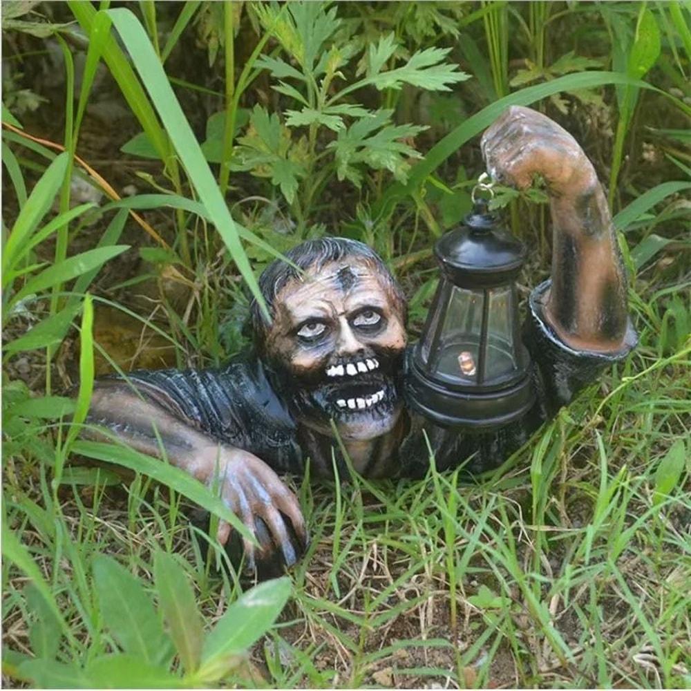 HighFidelity Crawling Zombie Lantern Statue 1