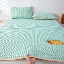 ultra-soft cooling mattress pad – breathable hypoallergenic bed topper with charming designs