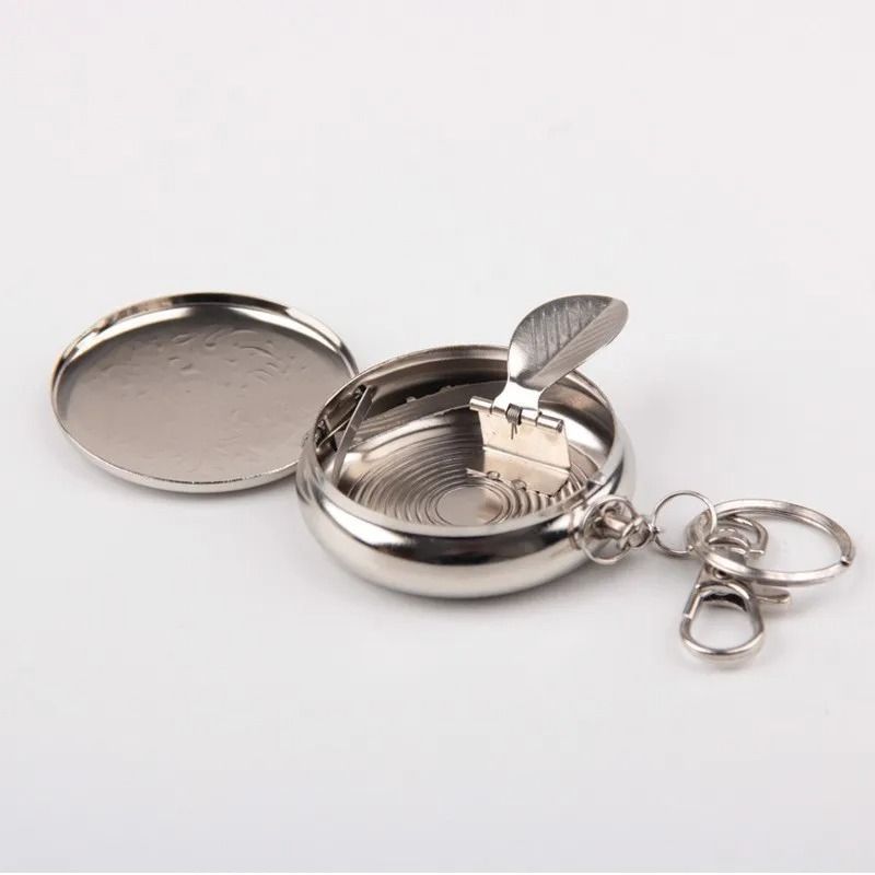Portable Pocket Watch Model Ashtray Elegant Metal Key Chain Mini Ashtray 4
