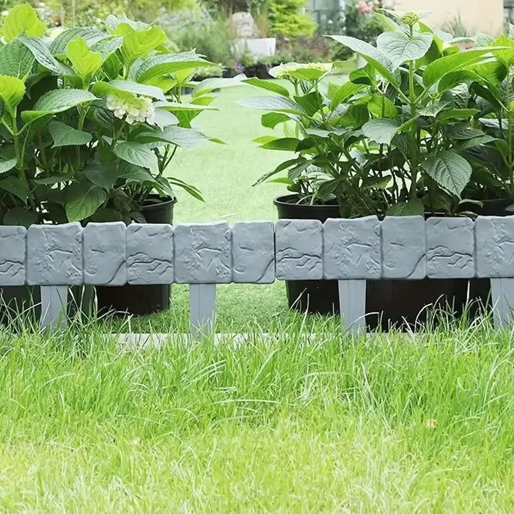 Foldable Plastic Garden Fence Versatile Landscape Border Outdoor Divider 2