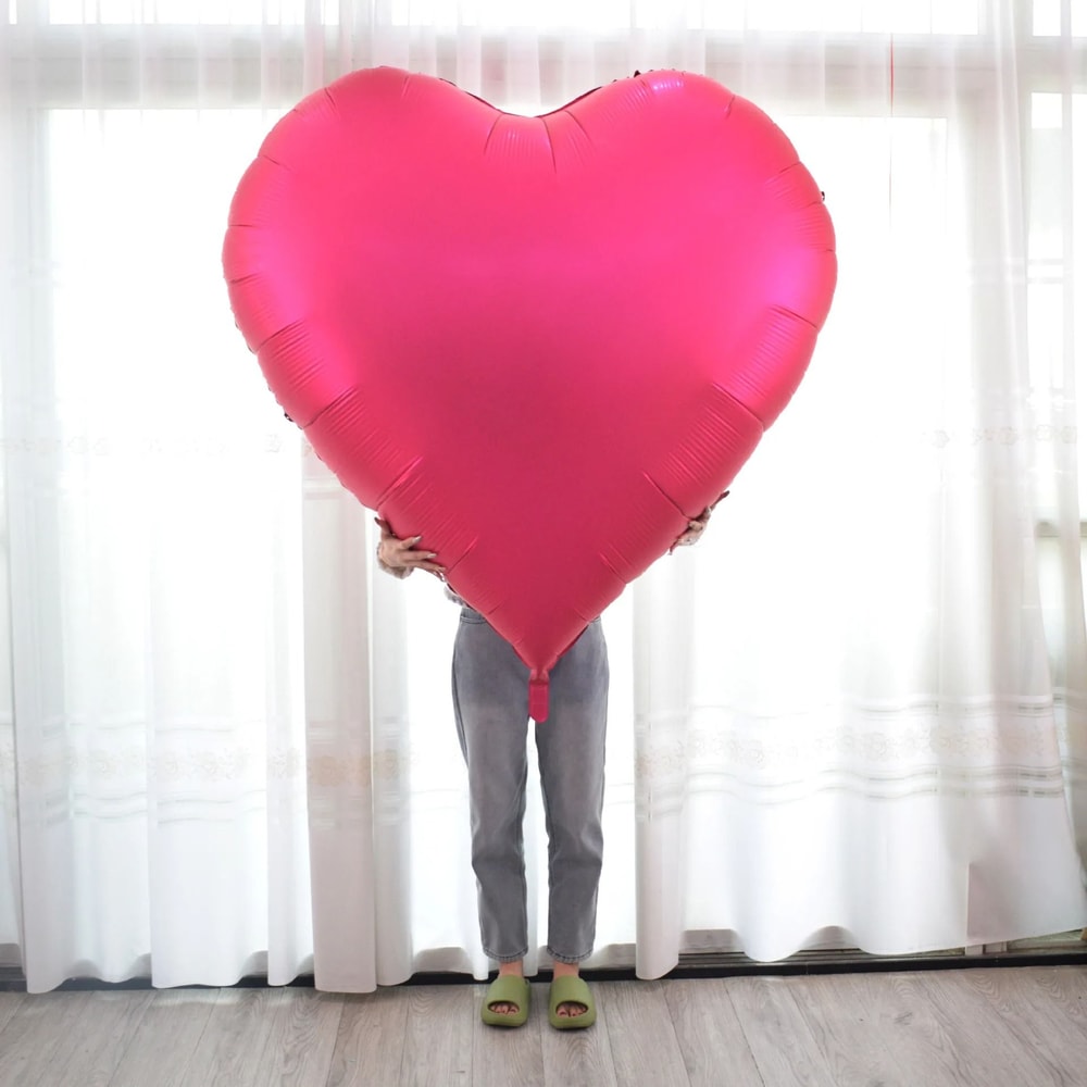 Oversized Love Heart Foil Balloon 10