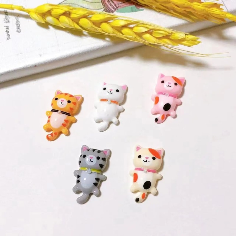 5Piece Cartoon Kitten Refrigerator Magnet Set 4