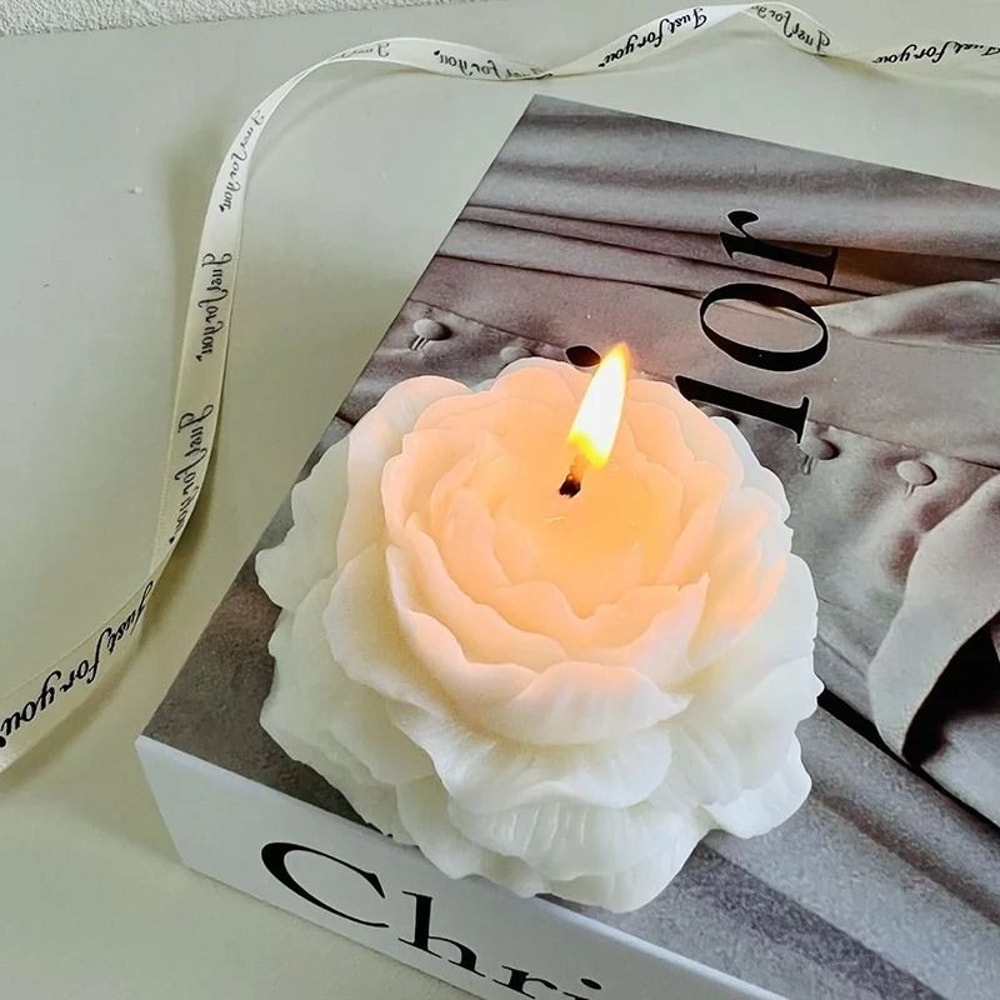 Handmade Low Temperature Floral Aromatherapy Candle 1