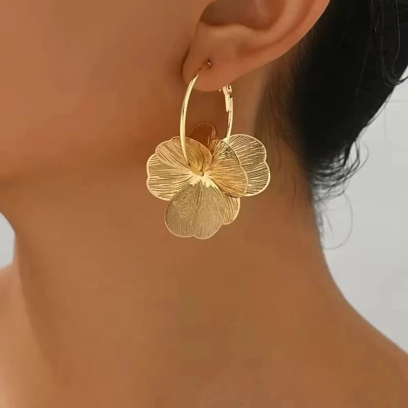 Exquisite Butterfly Flower Pendant Earrings 2