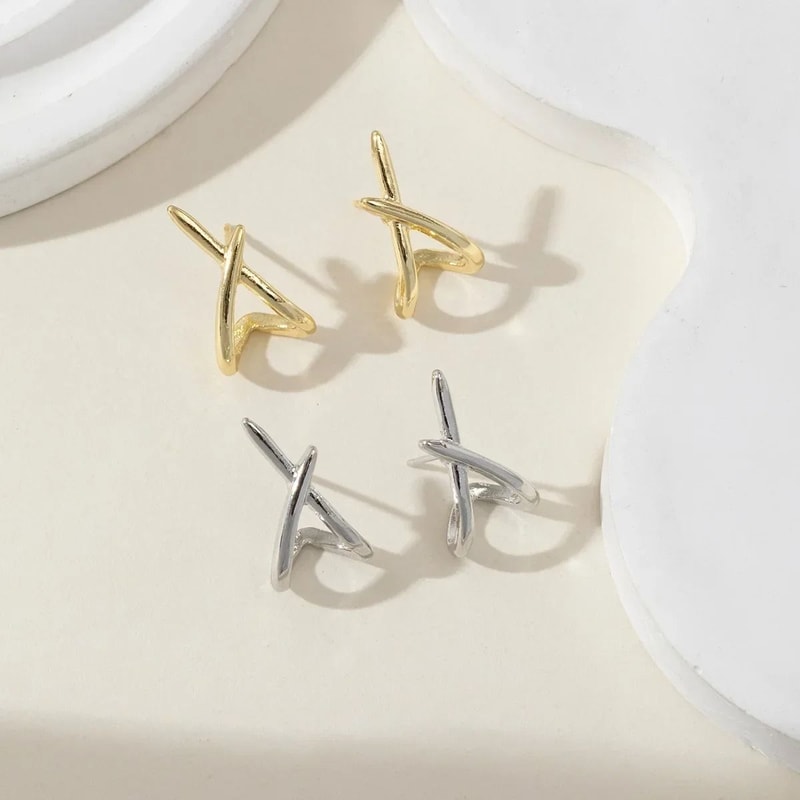 Trendy Gold Cross Stud Earrings 2