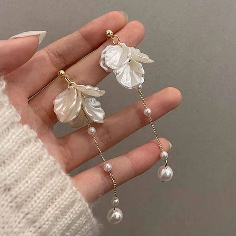 Unique Glossy Shell Flower Pendant Earrings 10