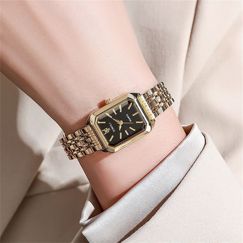 Square Roman Scale Watch Luxury Gold Alloy Quartz Wristwatch For FashionForward Women 10