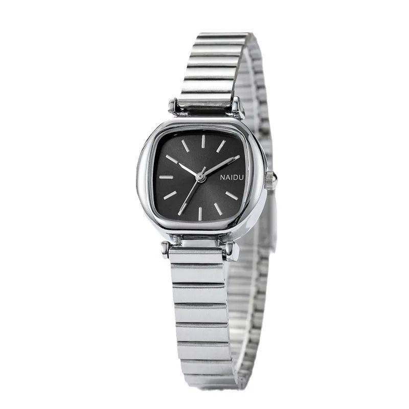 Square Bamboo Strap Watch Fashionable Minimalist Small Plate Quartz Timepiece For Women 3