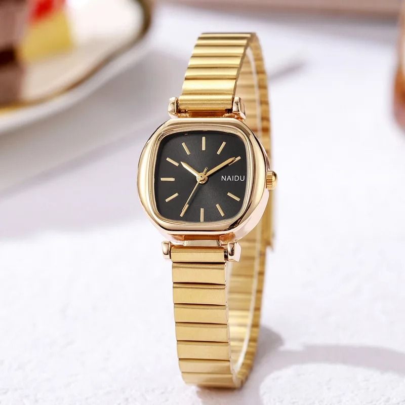 Square Bamboo Strap Watch Fashionable Minimalist Small Plate Quartz Timepiece For Women 7