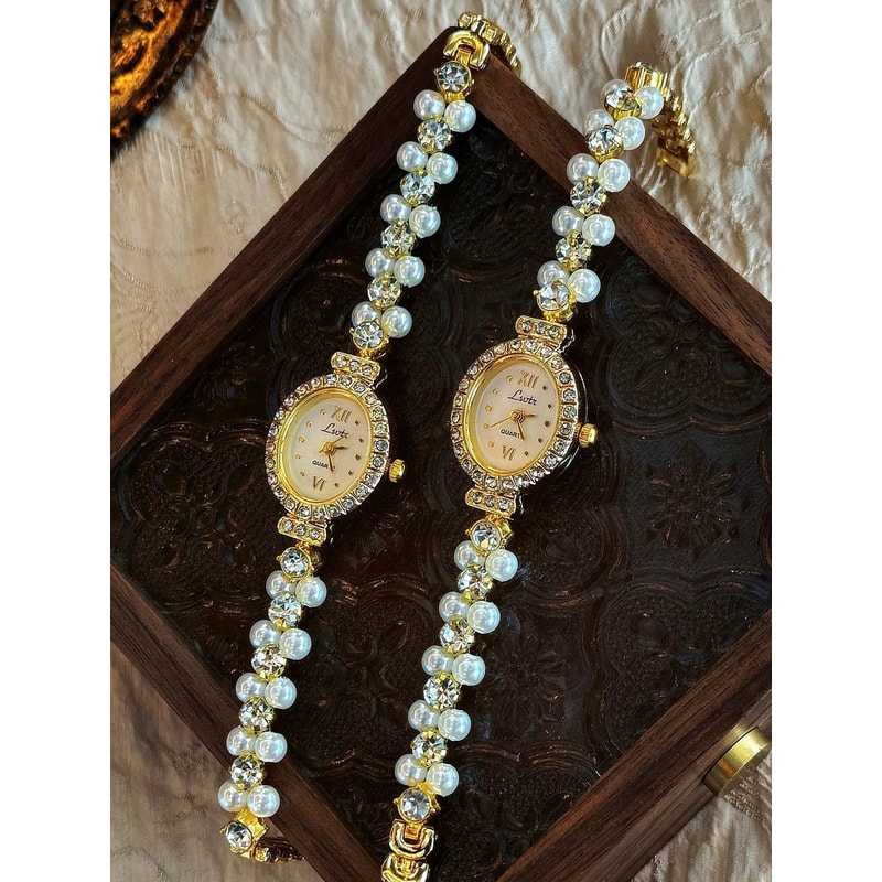 Luxurious MotherofPearl Vintage Watch Elegant Oval Timepiece With Rhinestone Inlays For Women 0