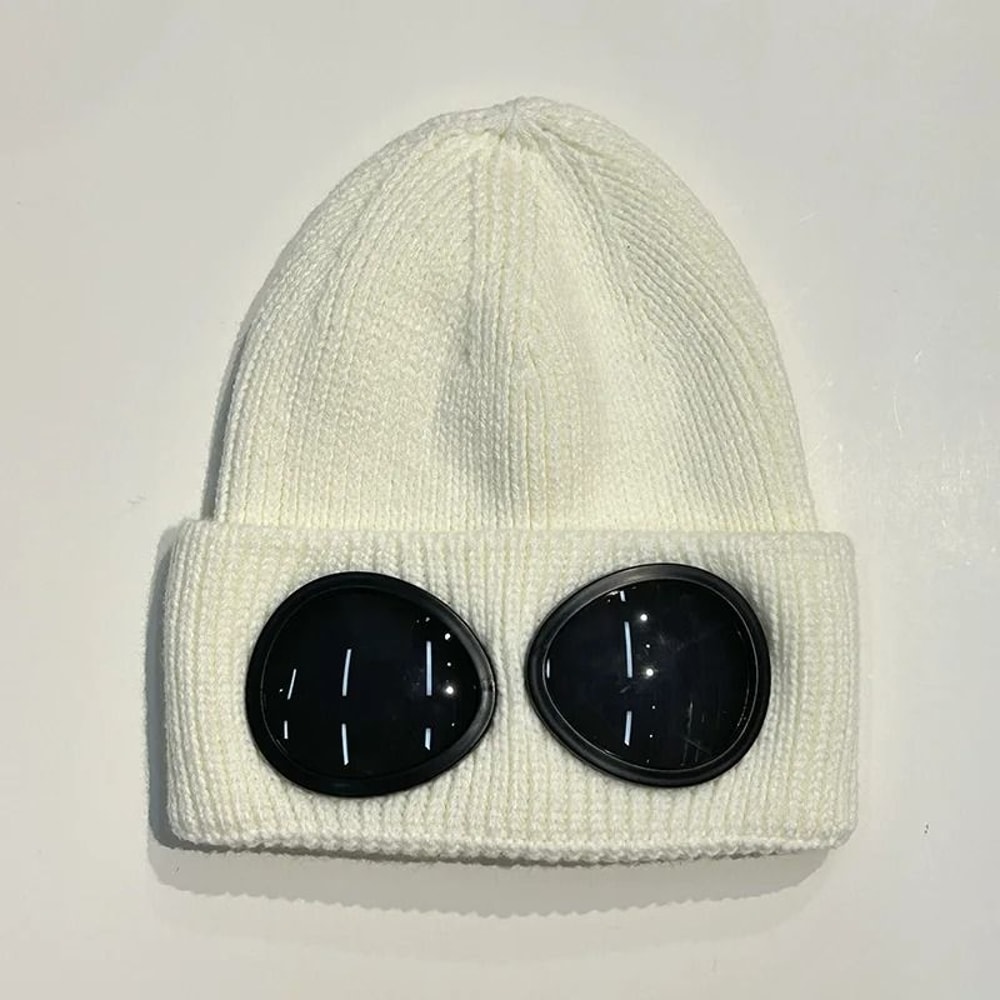 Thermal Knitted Beanie With Integrated Protection Glasses 0