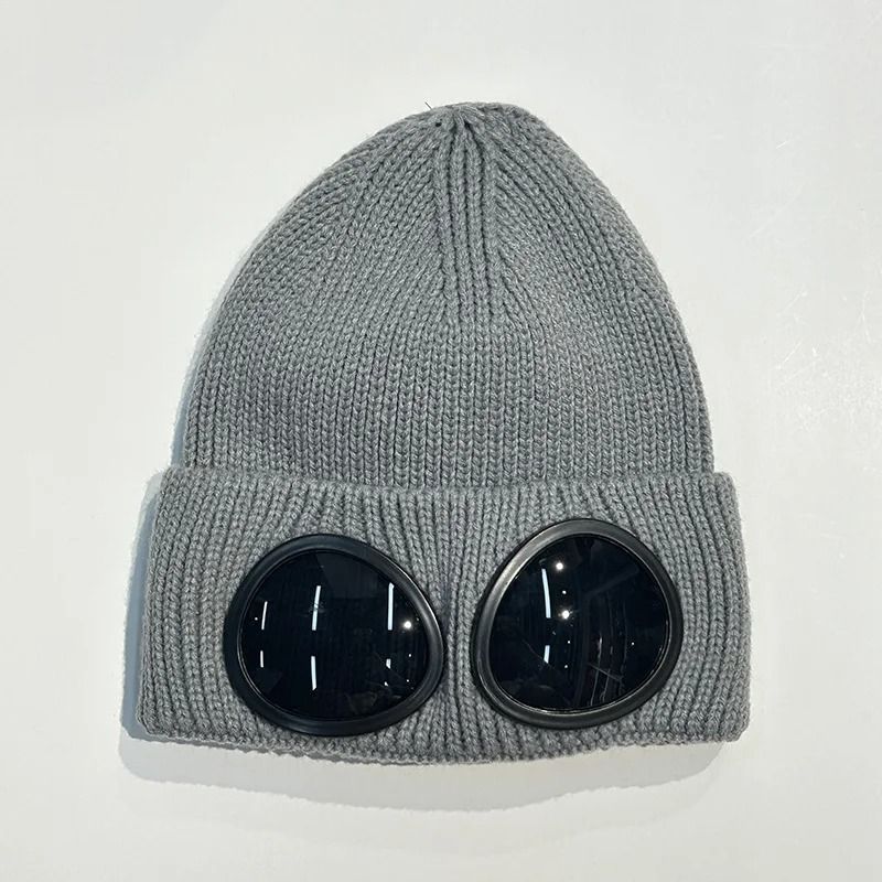 Thermal Knitted Beanie With Integrated Protection Glasses 9