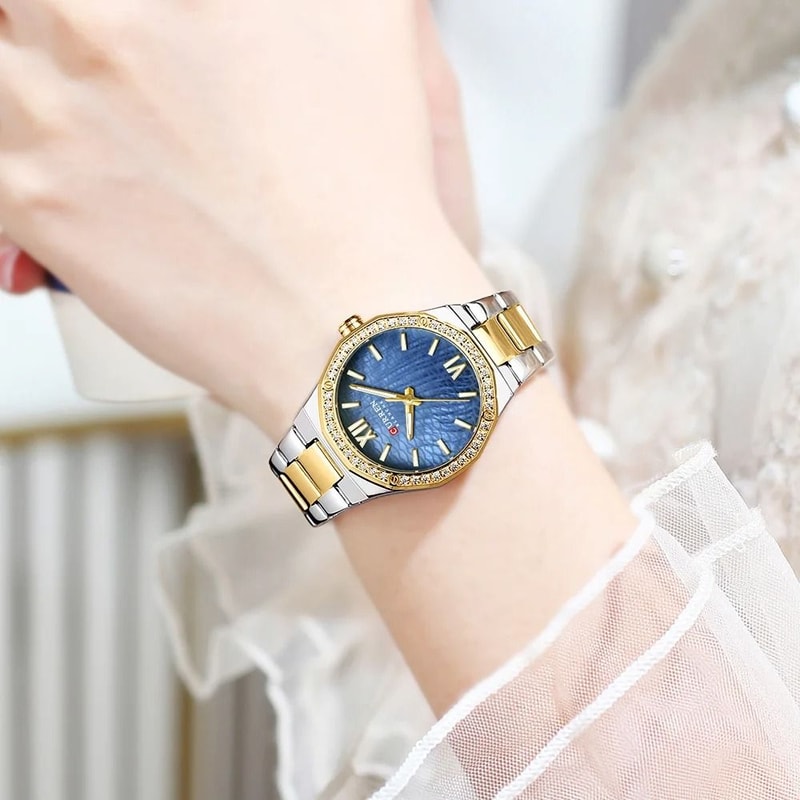 Casual Ladies Quartz Wrist Watch Luxury Luminous Bracelet Design 5