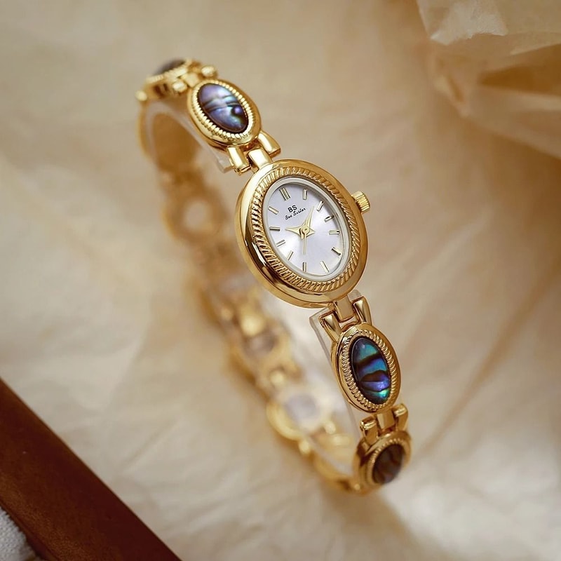 Luxury Vintage Gold Shell Bracelet Watch 4