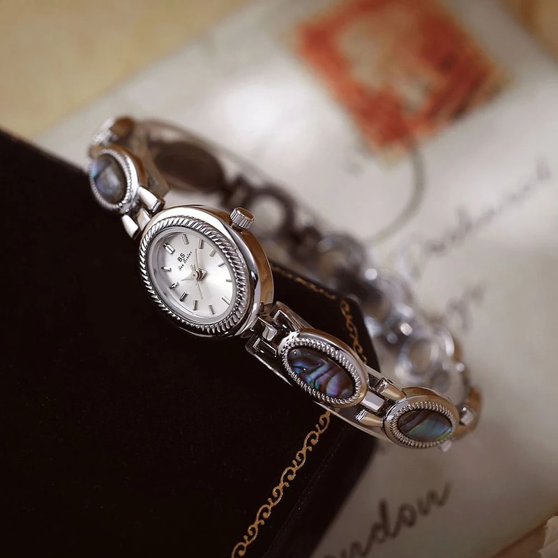 Luxury Vintage Gold Shell Bracelet Watch 5