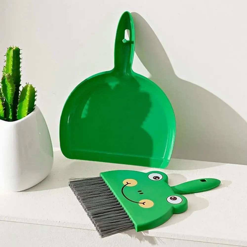 Cartoon Mini Broom Dustpan Set Desktop Keyboard Cleaning Duo 3