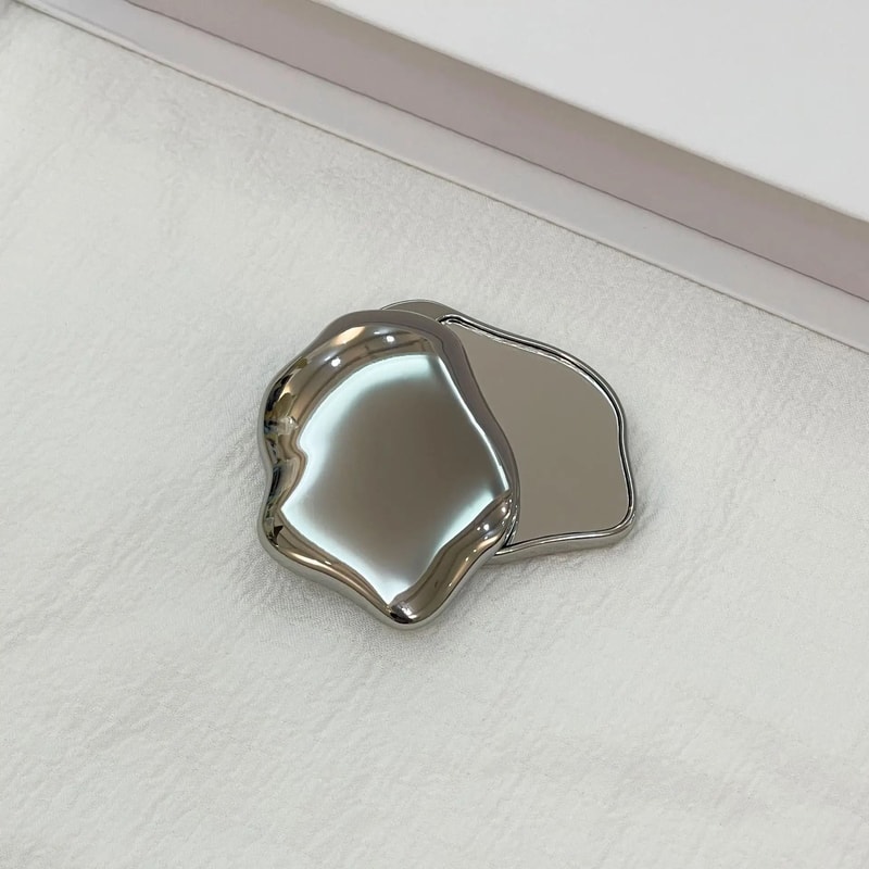 Handheld HeartShaped Makeup Mirror Cute Mini DoubleSided Portable Vanity 2