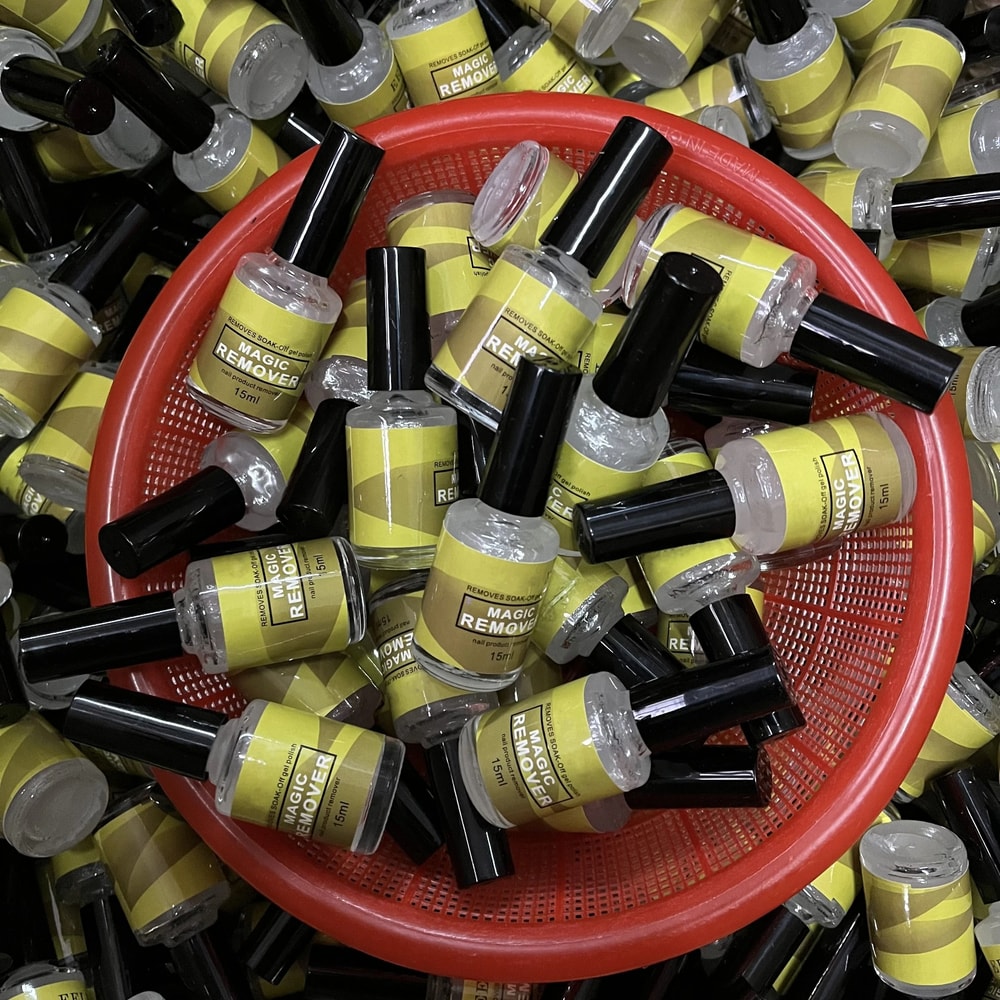 Burst Rapid Gel Varnish Remover 4