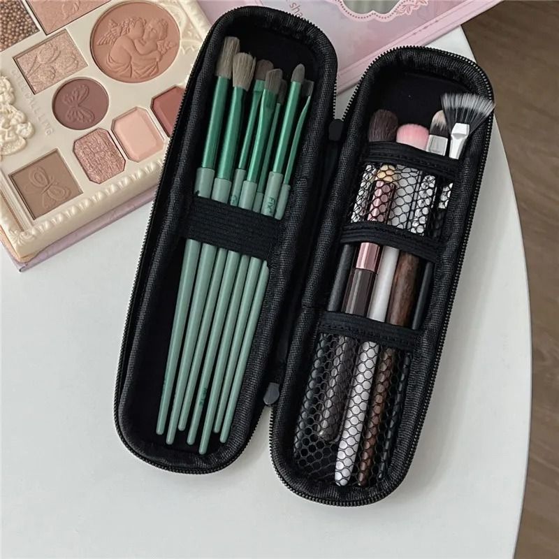 Waterproof Professional Makeup Brush Case 4