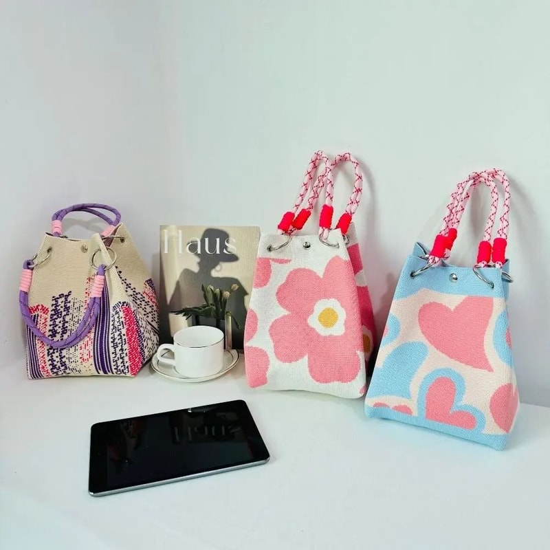 Butterfly Knitted Bucket Handbag 4