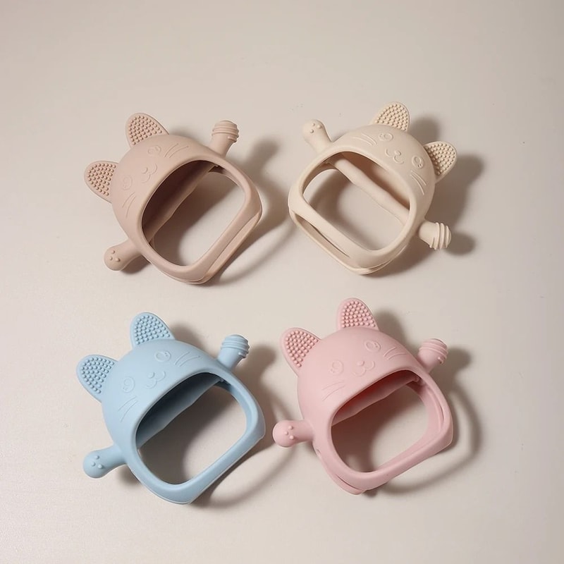 Cottontail Comfort Silicone Teething Mitten 2