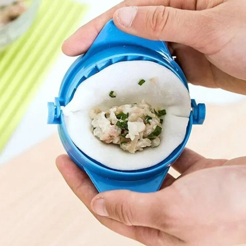 DIY CrescentShaped Dumpling Making Artifact 2