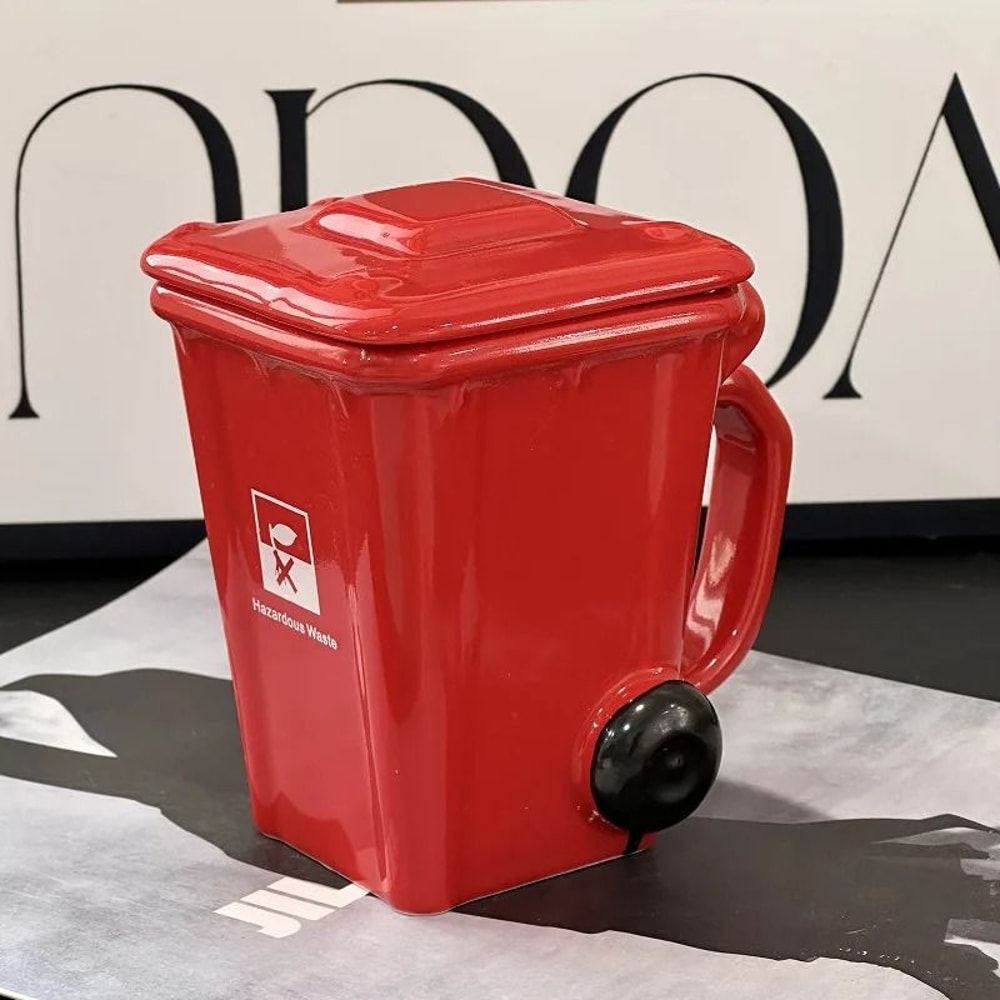 3D Sculpted Trash Can Recycling Bin Mug 9