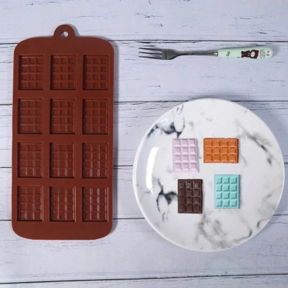 12Cavity NonStick Silicone Chocolate Mini Waffle Mold 1