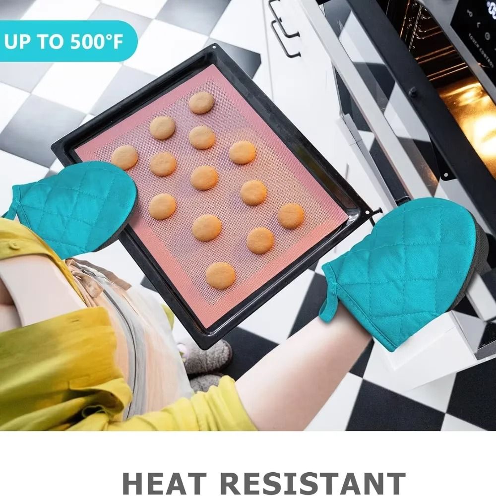 HeavyDuty HeatResistant Short Oven Mitts With NonSlip Grip 1