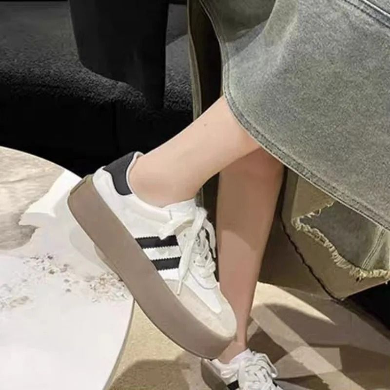 Fashion Casual Outdoor Sneakers Comfortable Versatile LaceUp Sport Shoes 1