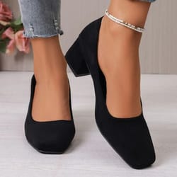 retro mid-heel pumps – fashion-forward autumn designer walking shoes