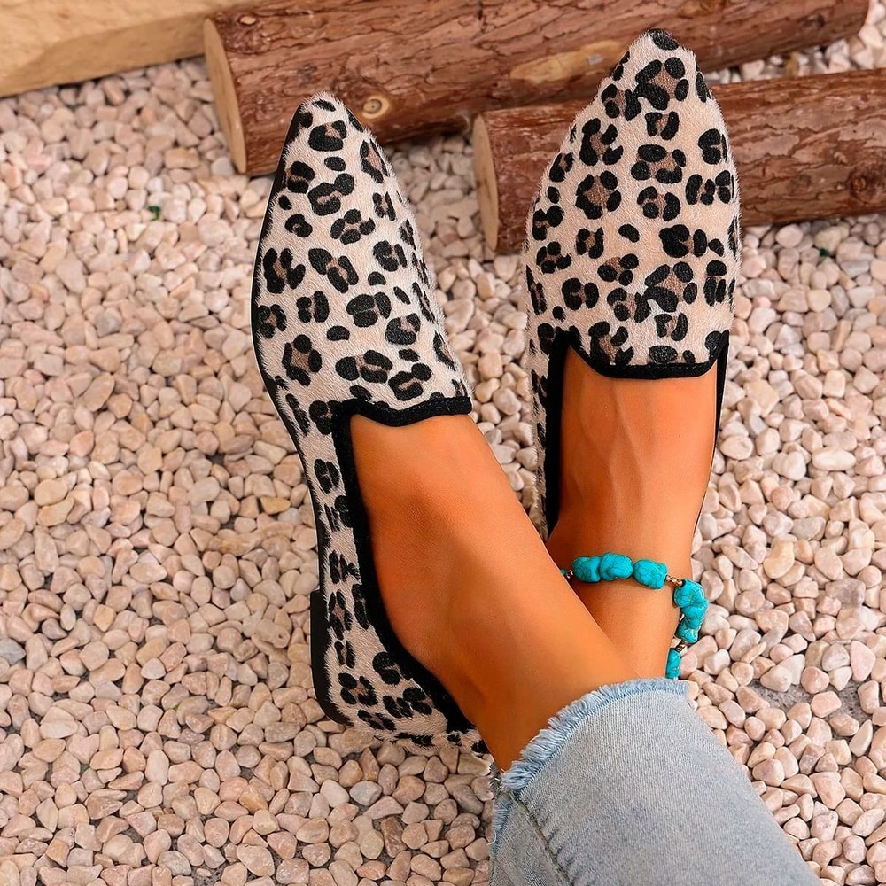 Fashion Leopard PointedToe Loafers Casual WearResistant Walking Flats 1