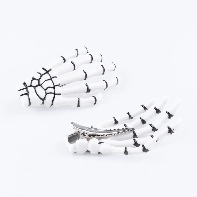 Skull Hand Bone Hairpin Set 2Piece Ghost Skeleton Gripper Hair Clips 10